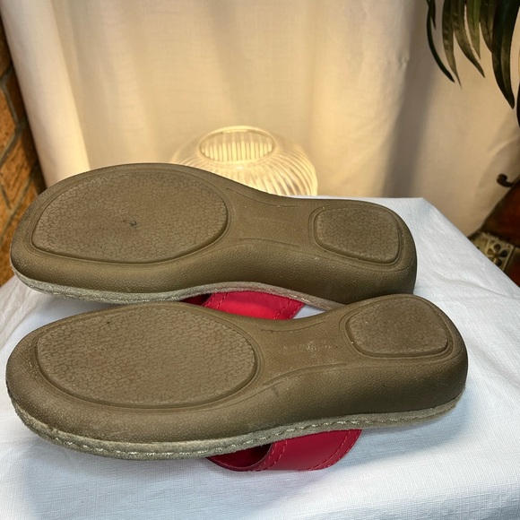 Croft & Barrow Sole(sense)ability soft red floral slip-on thong sandals 7.5 - Picture 6 of 9